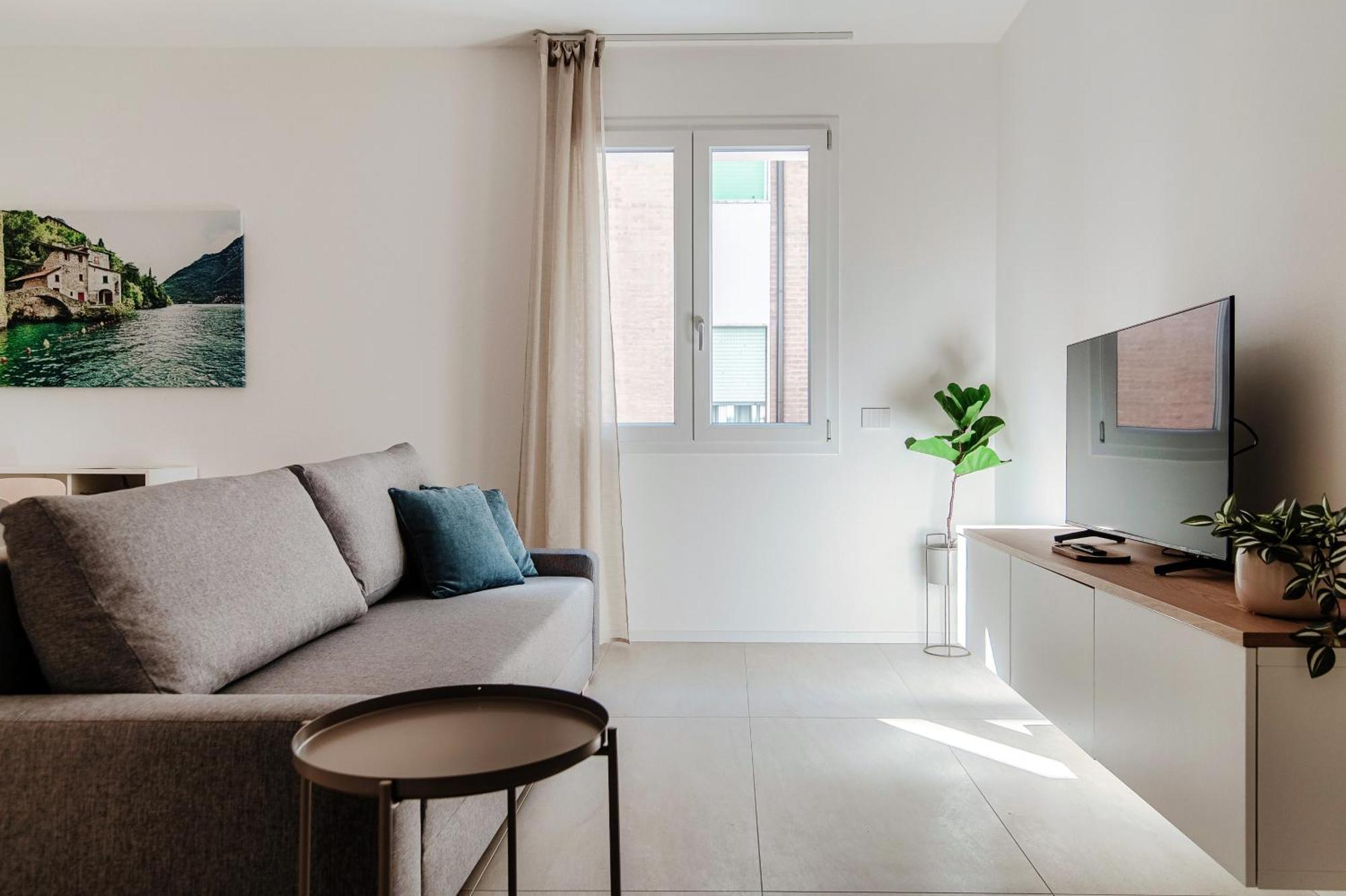 Lario Suite Apartments By Quokka 360 - With Parking Next To Como City Exterior foto